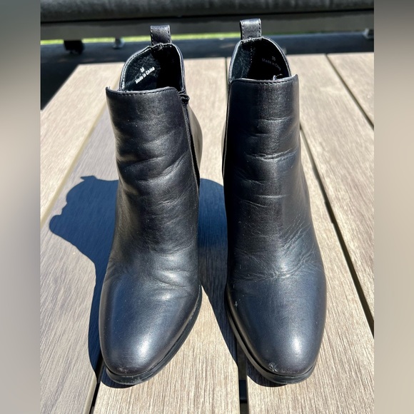 PEGABO - leather ankle boots size 5 - Picture 2 of 6